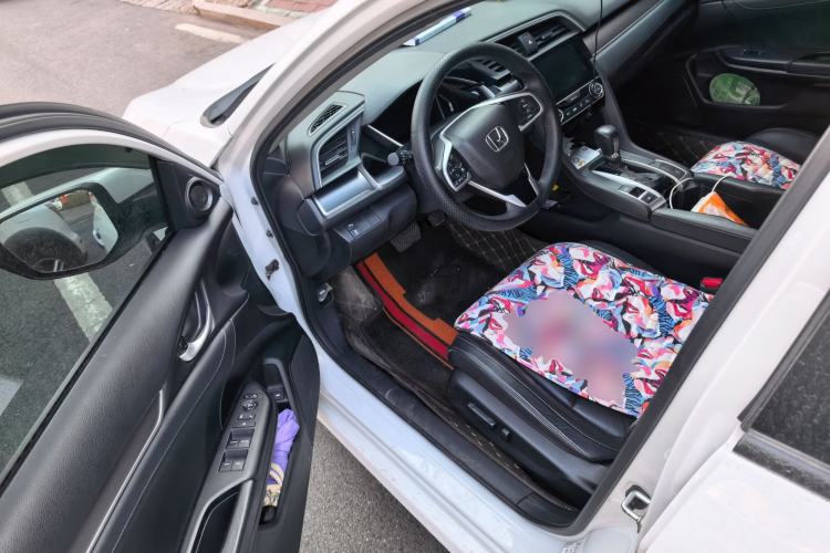 Used Honda Civic 2016 220TURBO CVT Prestige Edition
