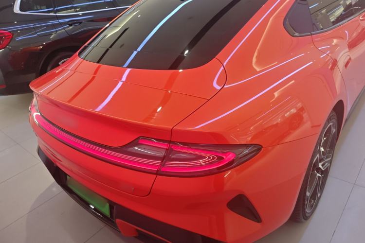 Used Xiaomi Auto SU7 2024 Rear-Drive Long-Range Intelligent Driving Version
