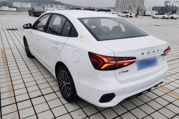 Used Roewe i5 2021 1.5L CVT Platinum Edition
