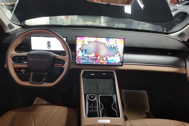 Used Chery Tiggo 8 L 2024 2.0T Two-Wheel Drive Comfort Edition 5 Seats Center Console