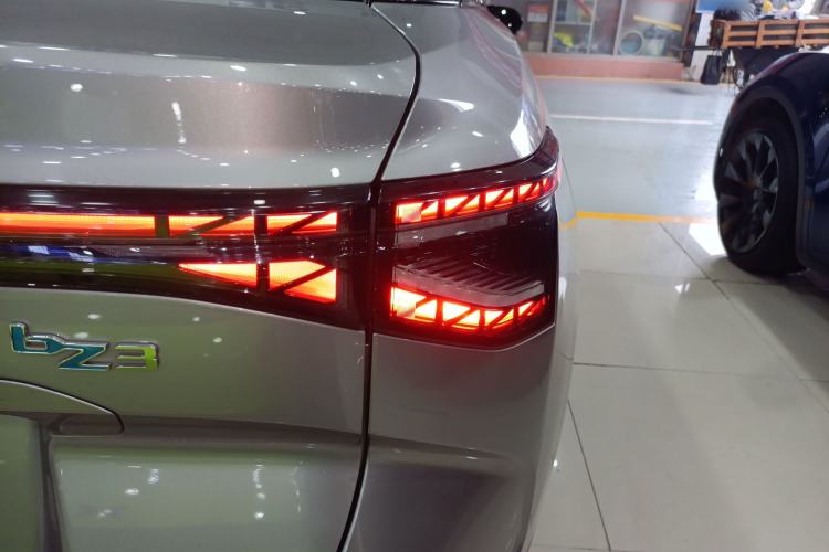 Used Toyota bZ3 2023 517 km Elite PRO Right Rear Taillight