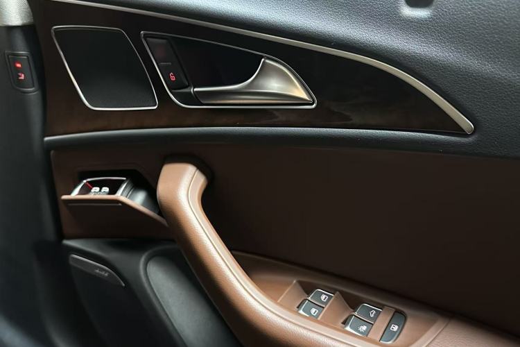 Used Audi A6L 2014 30 FSI Luxury Model Interior 8