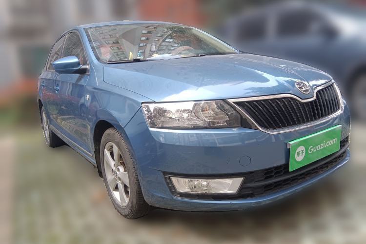 Used Skoda Rapid Spaceback 2014 1.6L Automatic Enjoyment Edition
