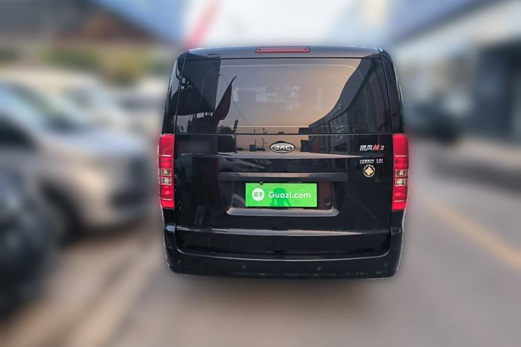 Used JAC Refine M3 2025 PLUS 1.8L Manual Classic Edition 7 Seats