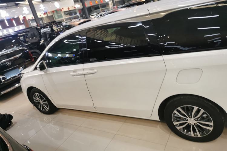 Used Buick GL8 2021 ES Land Cruiser 653T Luxury Edition