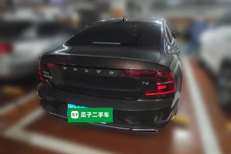 Used Volvo S90 2017 T4 Zhiyuan Edition