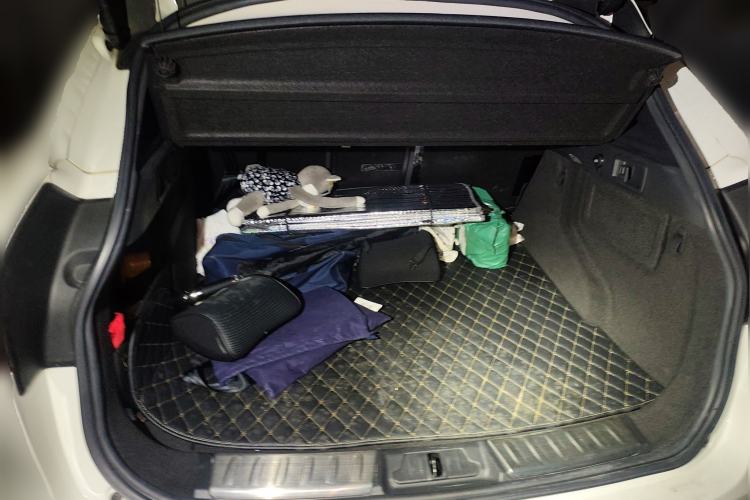 Used Jaguar F-PACE 2016 2.0T Two-Wheel Drive Urban Luxury Edition