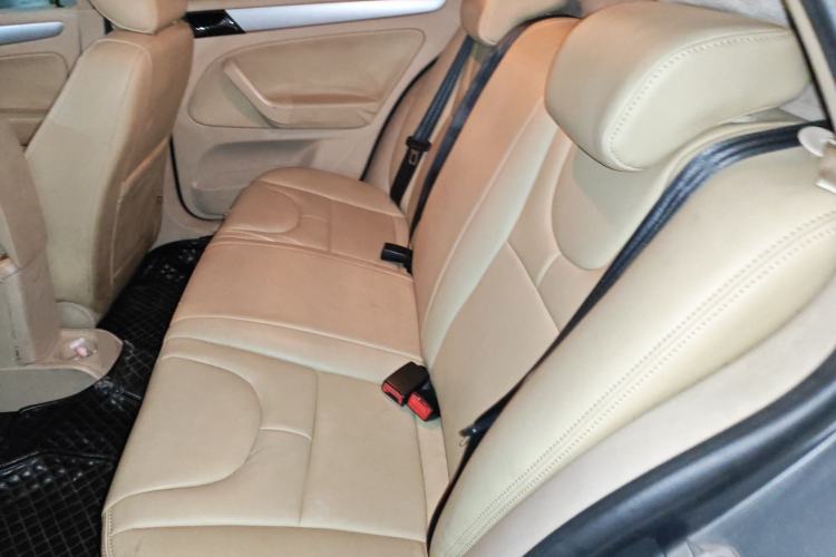Used Volkswagen Bora 2012 1.6L Automatic Fashion Edition Left Rear Seat