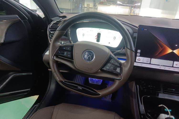 Used BYD Han 2024 EV Glory Edition 506KM Front-Wheel-Drive Premium Model