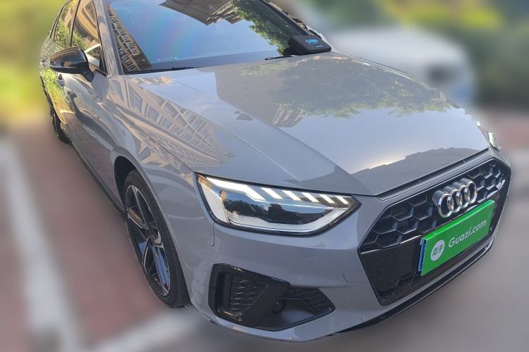 Used Audi A4L 2024 40 TFSI Luxury Dynamic Edition Front Right 45 Deg