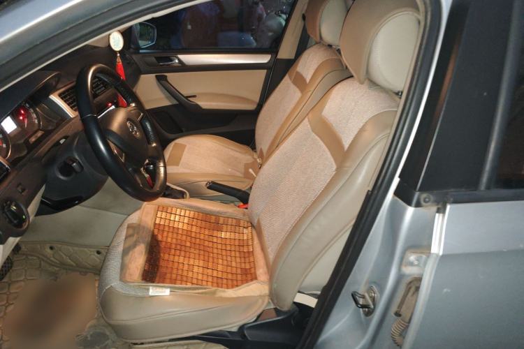 Used Skoda Rapid 2015 1.6L Automatic Smart Selection Model