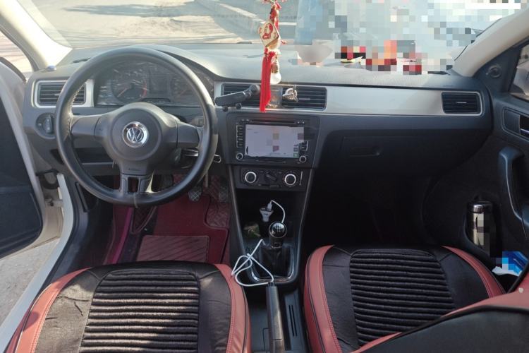 Used Volkswagen Santana 2015 1.6L Manual Fashion Edition