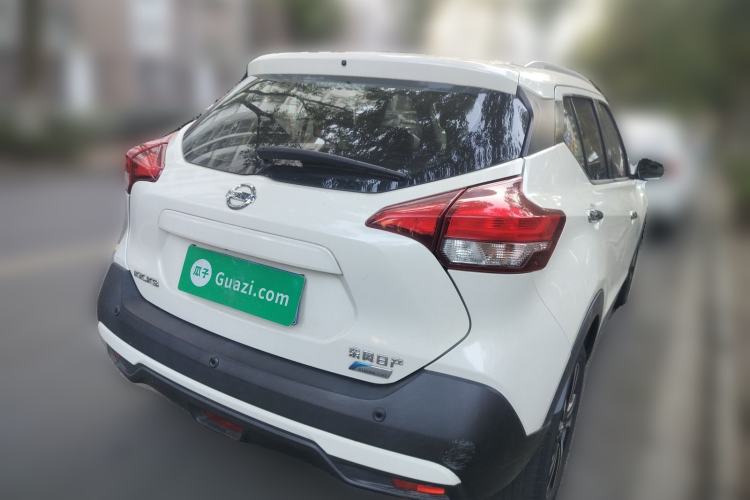 Used Nissan Kicks 2019 1.5L CVT Smart Connect Luxury Edition
