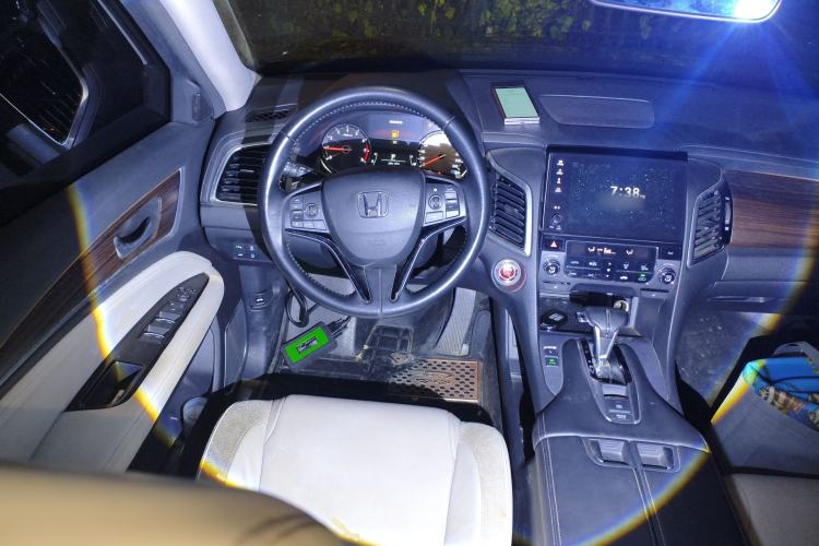 Used Honda Avancier 2017 240TURBO Two-Wheel Drive Premium Edition