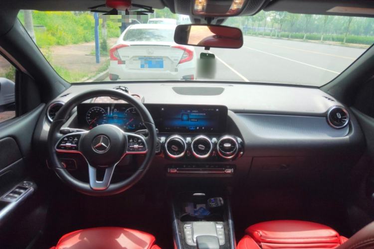 Used Mercedes-Benz B-Class 2021 B 180 Fashion Model Center Console