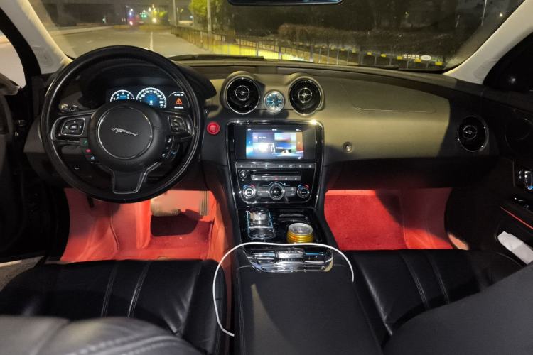 Used Jaguar XJ 2015 XJL 3.0 SC Elegant Business 80th Anniversary Limited Edition Interior 2