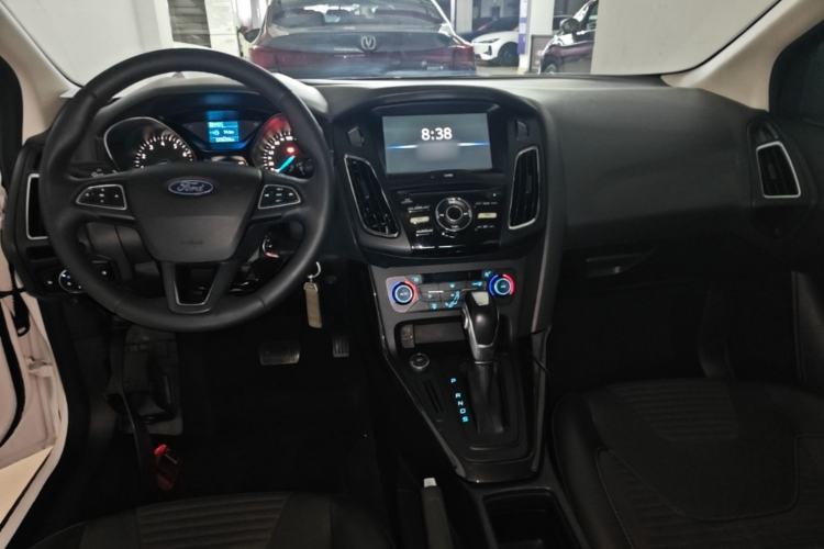 Used Ford Focus 2017 Sedan 1.6L Automatic Fashion Edition Smart Drive Version
