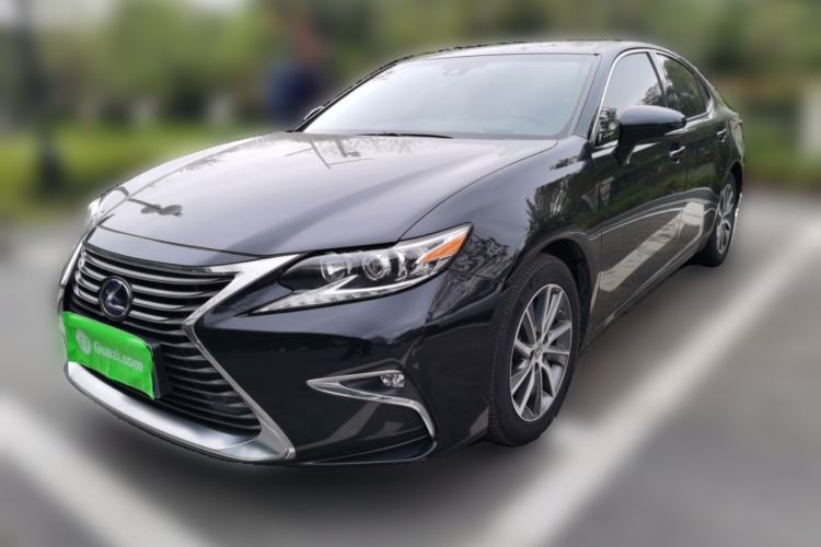 Used Lexus ES 2015 300h Comfort Edition
