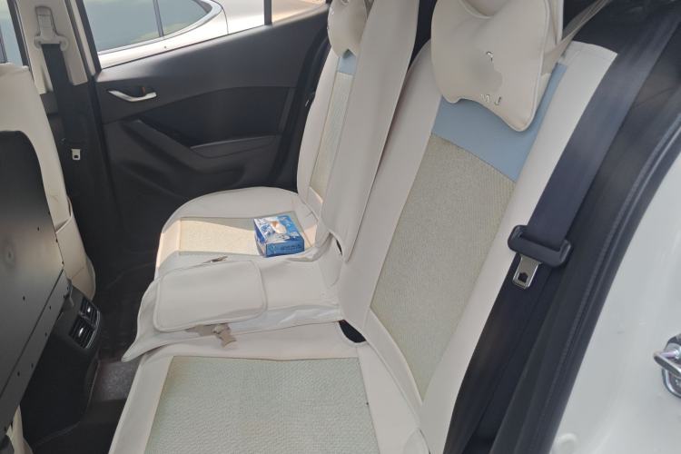 Used Mazda Mazda 3 Axela 2017 Hatchback 2.0L Automatic Luxury Model Emission Standard China V
