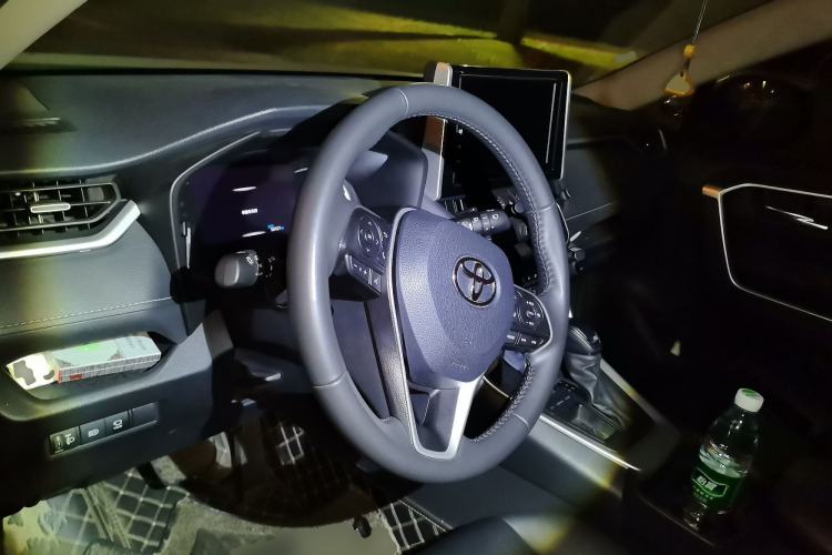 Used Toyota RAV4 2020 2.0L CVT Two-Wheel Drive Fashion PLUS Edition