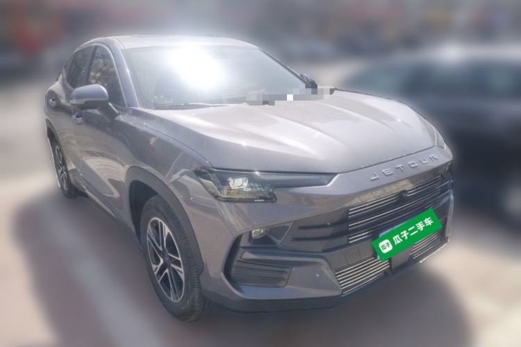 Used JETOUR Dashing 2025 1.5T DCT Luxury Edition Front Right 45 Deg