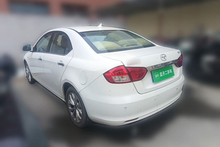 Used JAC Group Heyue 2014 1.5L Manual Luxury Version China IV Standard
