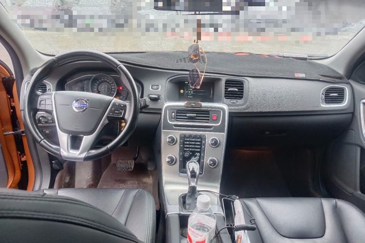 Used Volvo S60 2015 S60L 2.0T Zhiyuan Edition