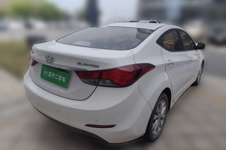 Used Hyundai Elantra (5th Generation / Langdong) 2016 1.6L Automatic Smart Version
