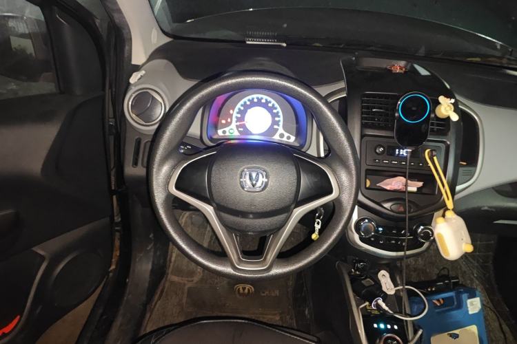 Used CHANGAN Benni E-Star 2021 National Edition Xin Yue Version (Fast-Charging Edition) Lithium Iron Phosphate (31.95 kWh) Steering Wheel