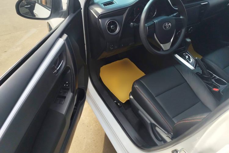 Used Toyota Corolla 2017 Revised Version 1.2T S-CVT GL Driver Seat