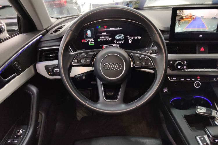 Used Audi A4L 2020 40 TFSI Luxury Dynamic Model