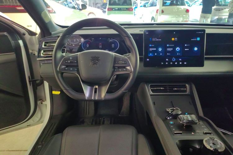 Used BYD Qin L 2024 DM-i 120KM Leading Model