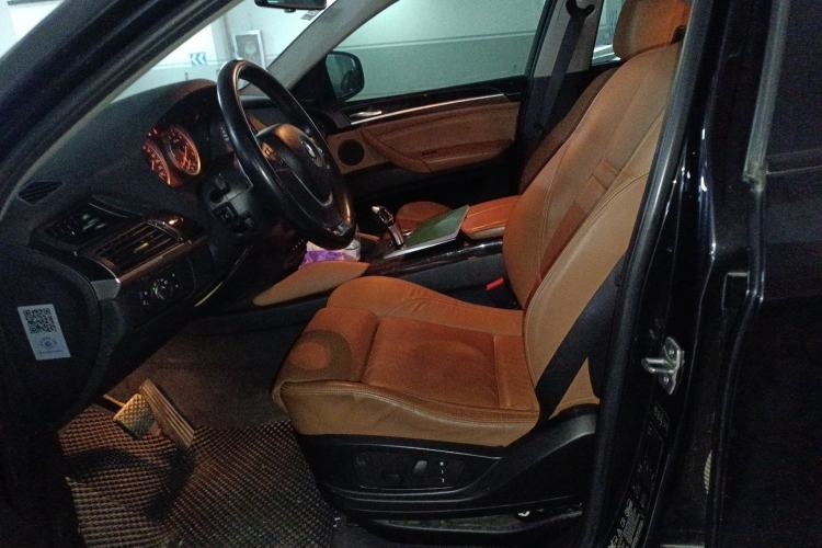 Used BMW X6 2014 xDrive35i Sport model
