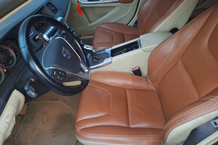 Used Volvo S60 2013 T5 Comfort Edition