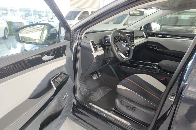 Used Volkswagen ID.6 CROZZ 2022 Long-Range PRO Edition