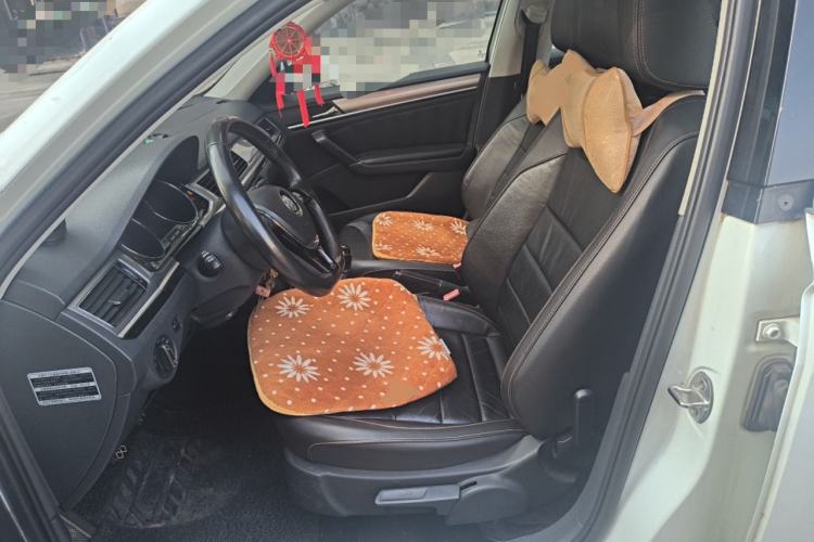 Used Volkswagen Bora 2016 1.6L Manual Comfort Model
