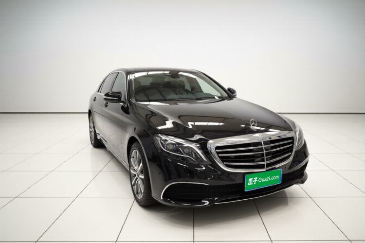 Used Mercedes-Benz E-Class 2019 E 300 L Stylish Model Front Right 45 Deg