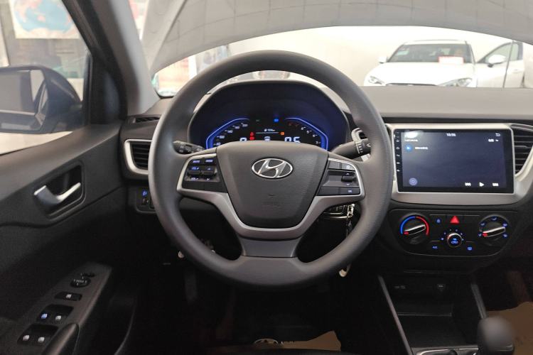 Used Hyundai Verna (new generation) 2020 1.4L Manual GLS Cool Edition
