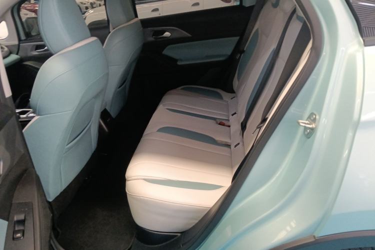 Used Geometry E Firefly 2024 301km Starlight
