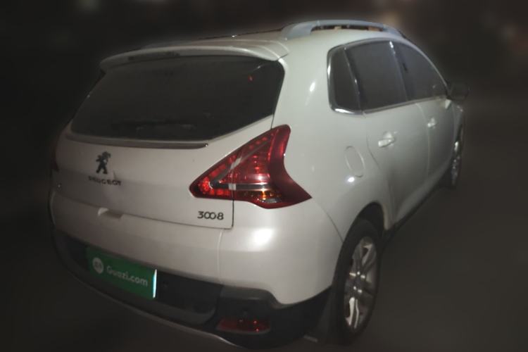 Used Peugeot 3008 2015 2.0L Automatic Classic Edition
