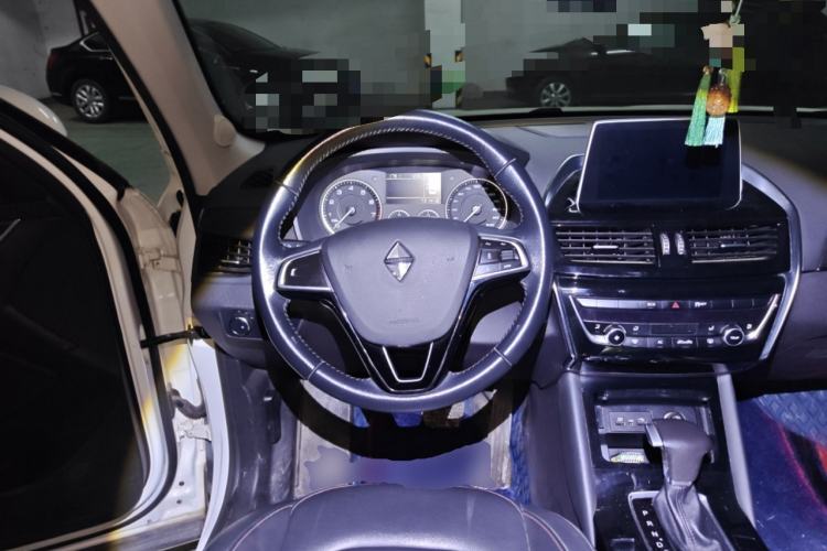 Used BORGWARD BX5 2017 20TGDI Automatic Two-Wheel Drive Pioneer Edition
