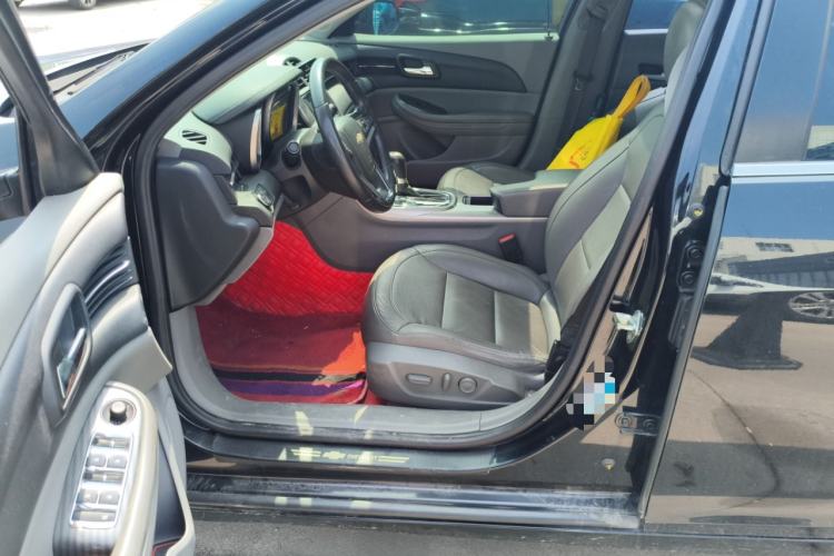 Used Chevrolet Malibu 2014 2.0L Automatic Luxury Edition Driver Seat