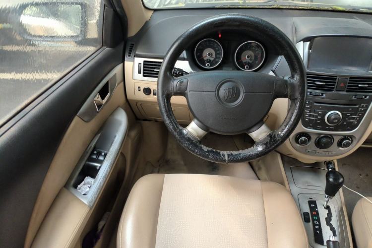 Used Buick Excelle 2011 1.6LX-AT Steering Wheel