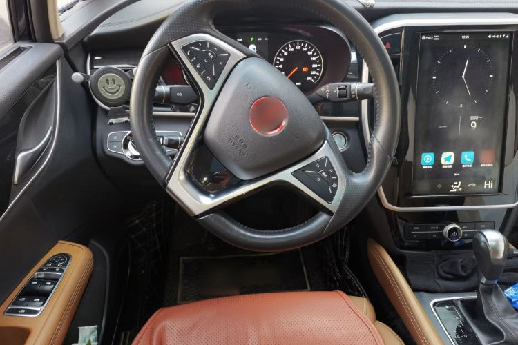 Used BYD Song MAX 2018 1.5T Automatic Smart Connect Elite Model with 6 Seats