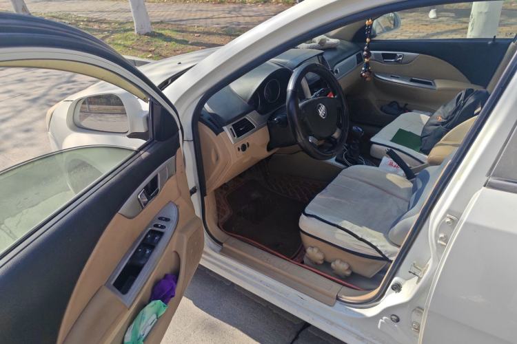 Used Buick Excelle 2013 1.5L Manual Classic Model