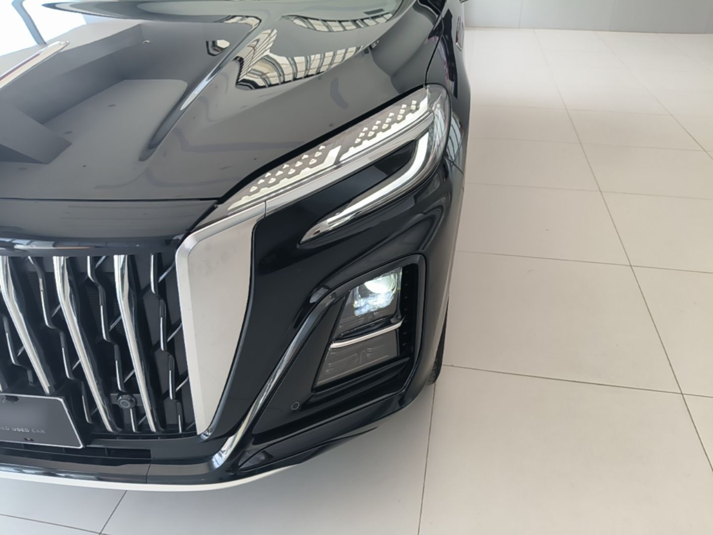 Hongqi HS3 PHEV 2025 Model 117km Jingwei Edition — снимка 8