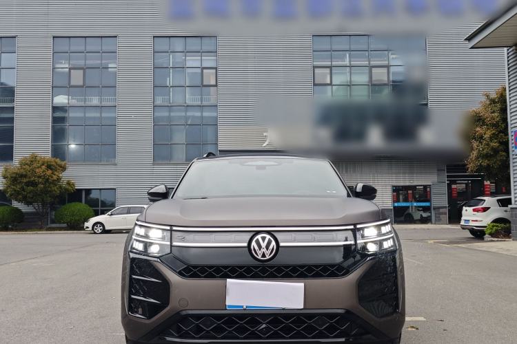 Used Volkswagen Teramont 2025 Tiguan Pro 450TSI Four-Wheel Drive Summit Edition Exterior 3