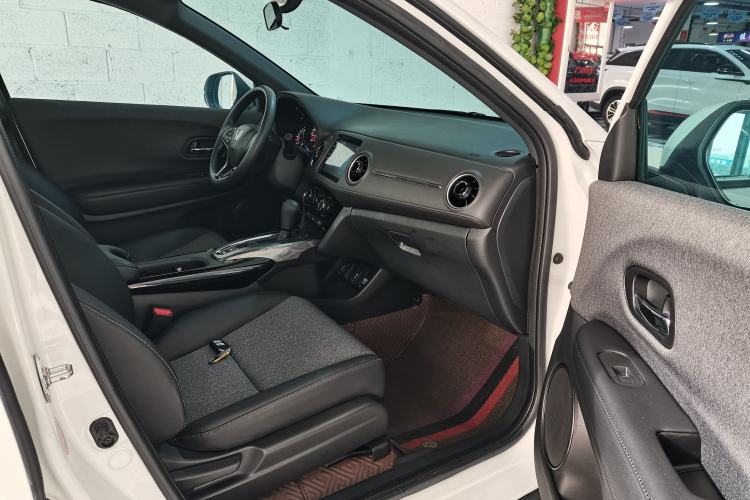 Used Honda XR-V 2021 1.5L CVT Comfort Version Interior 4