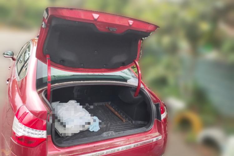 Used Citroen C5 2012 2.0L Automatic Luxury Edition Trunk