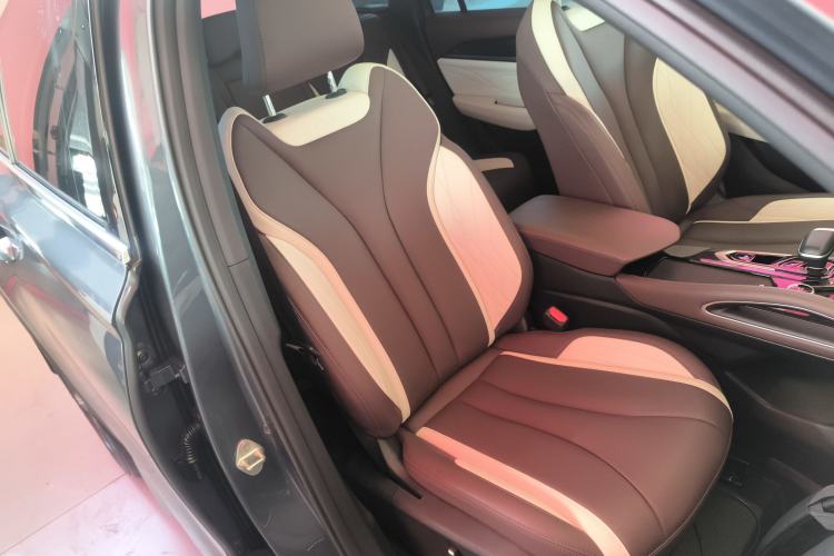 Used Geely Auto Monjaro L 2024 2.0TD High-Power Automatic Two-Wheel Drive Yunqi Version